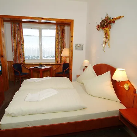 Monteurzimmer Schmucke *
